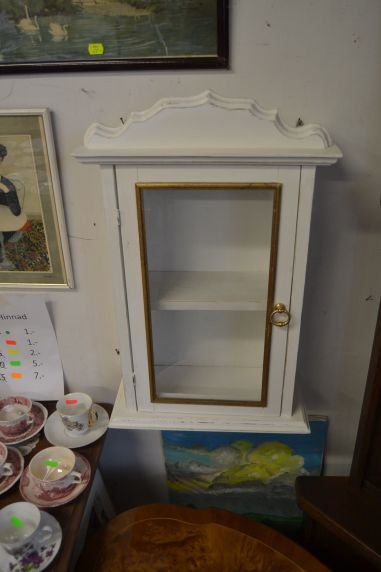 (n-8539) Valge seinakapp