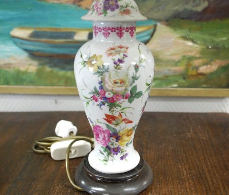 (n-8541) Porcelaines d Art de Rodez, lilleline laualamp