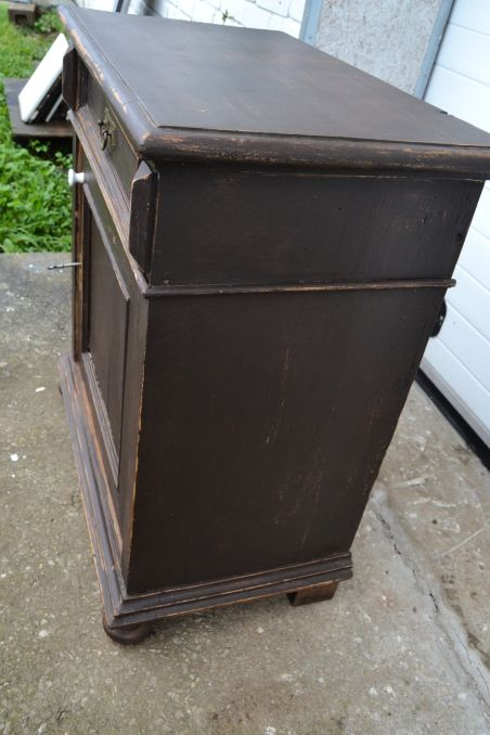 (n-8549) Vana puidust kummut