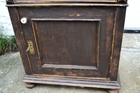 (n-8549) Vana puidust kummut