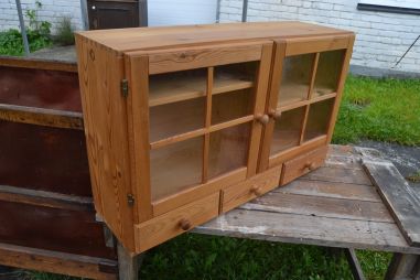 (n-8550) Suurem seinakapp