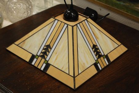 (L-900) Tiffany stiilis laelamp
