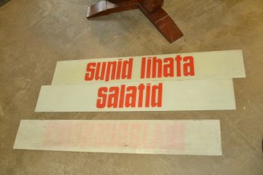 (n-700/3) Vanad ETKVL suured reklaamsildid